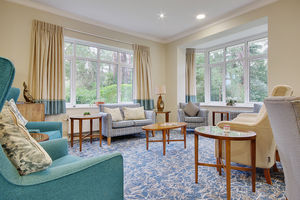 Communal Lounge- click for photo gallery